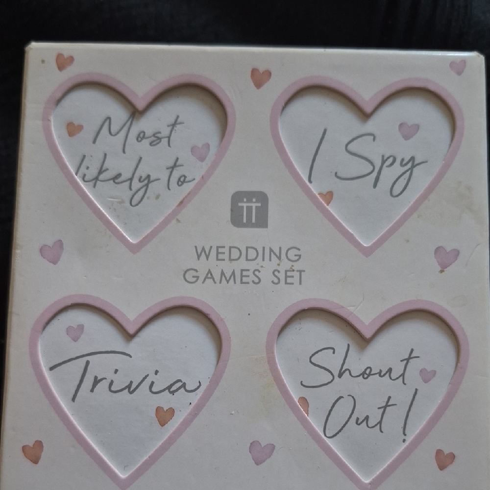 Wedding Games Set with Pink Hearts